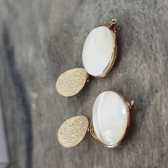 Hammered Gold Disc and White Mother-of-Pearl Drop Earrings - Picture 11 of 11